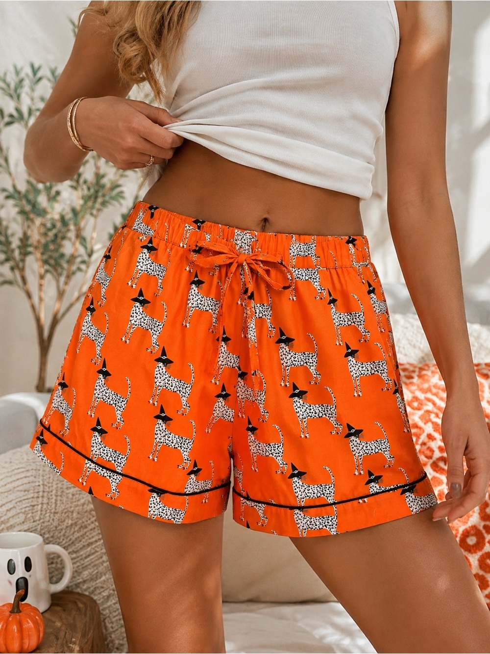 NWOT Bouffants & Broken Hearts Women’s Orange Witch Cheetah Shorts Large